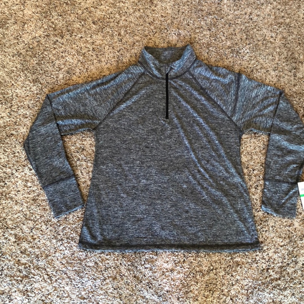 Women’s training top.
